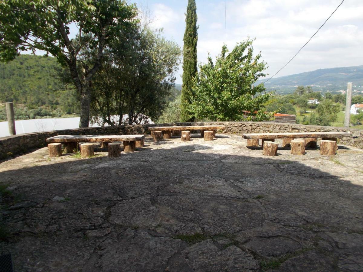 Eira Do Vez Acomodação com café da manhã Penela Exterior foto